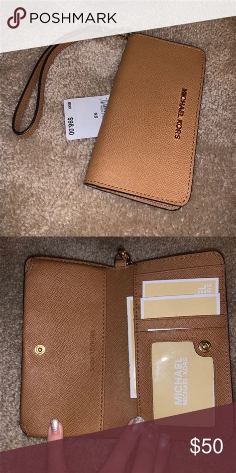 michael kors schal original|Michael Kors wallet.